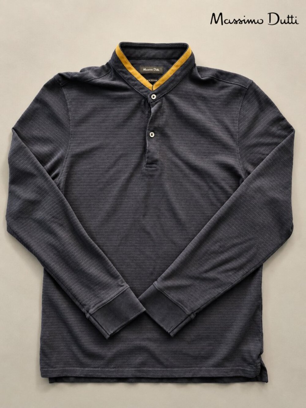 Massimo Dutti Dark Gray Henley Long Sleeve Mustard Collar Size L